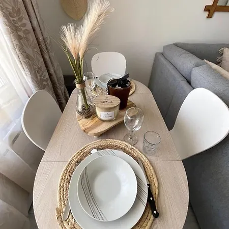 Apartman Le Boheme - Centre Ville, Netflix Et Wifi, Parking, Ideal Familles, Couples Et Voyages D'affaire Niort