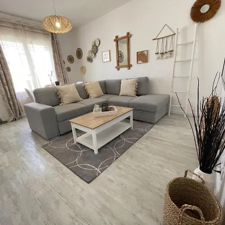 Le Boheme - Centre Ville, Netflix Et Wifi, Parking, Ideal Familles, Couples Et Voyages D'affaire *